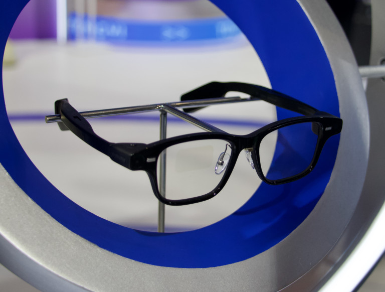 MemoMind One : des lunettes connectées sans espionnage par Xgimi