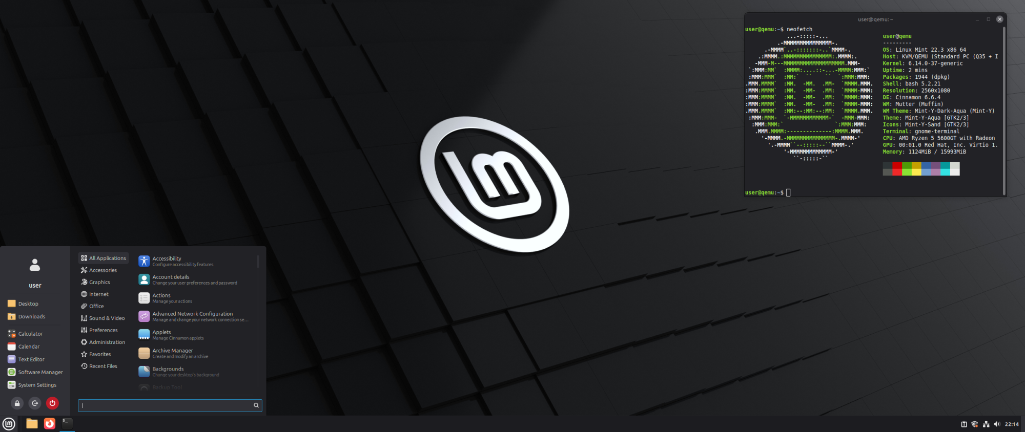 Bureau de Linux Mint 22.3 Cinnamon avec son menu et sa barre des tâches